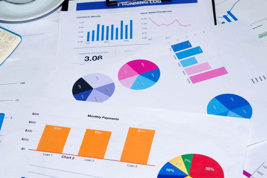 スズメバチのオスとメスの比率