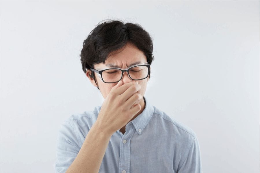 ゴキブリを熱湯で処理すると臭いは残る？